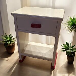 American Girl Doll Molly Pleasant Company Night Stand Bedside Table